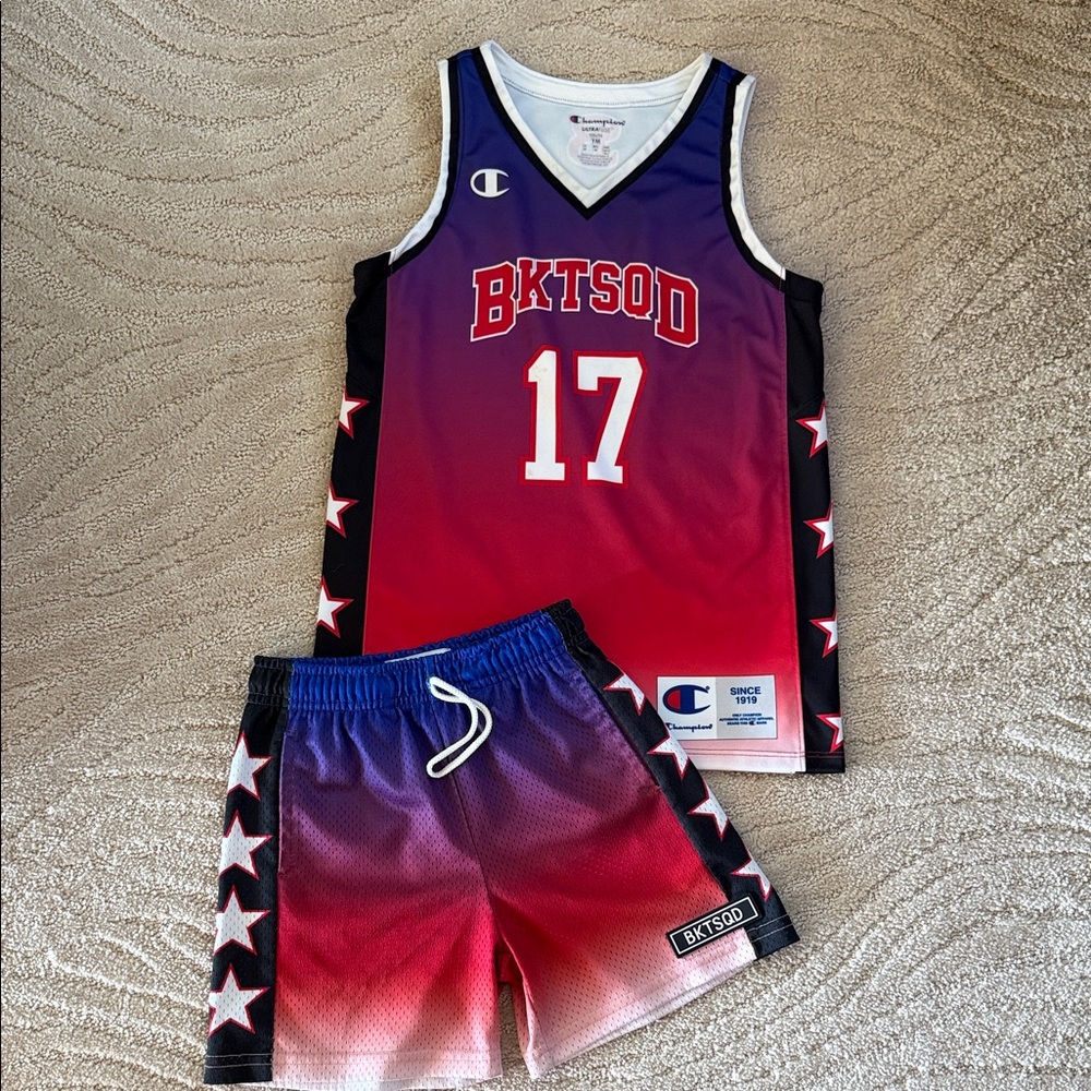 🎄Bucket-squad Set! Jesser’s brand. 🏀❤️